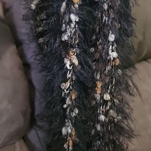 Black/white/tan scarf